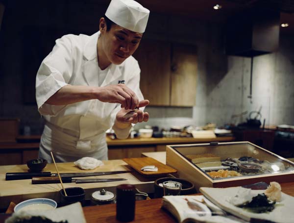 Cuisinier et maître d'hôtel - SERADO, N°1 du service à domicile